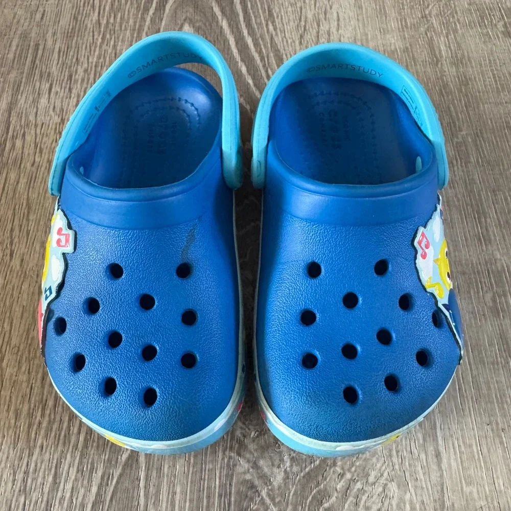 Crocs Fun Lab Baby Shark Clogs Toddler Size C7 Blue Toddler Water Beach Summer